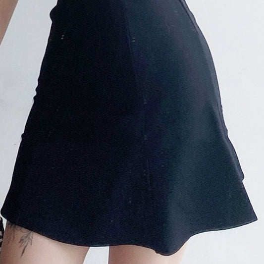 Swayline Skirt