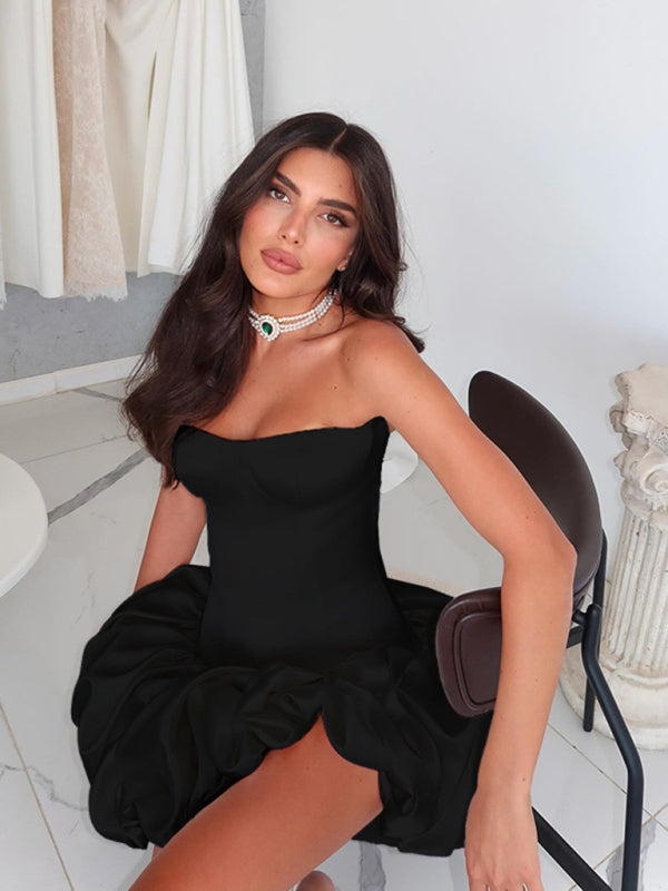 Robe trapèze froncée sexy à coupe slim et haut tube