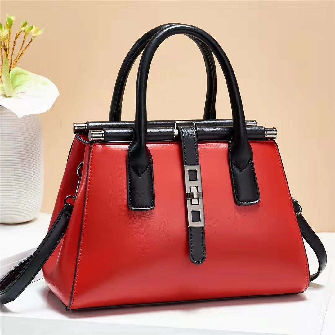 Stratique Satchel